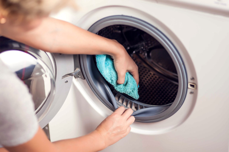 washing machine seal clean best way